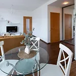 Apartamento Ziedondarza Park One Bedroom With Balcony Riga