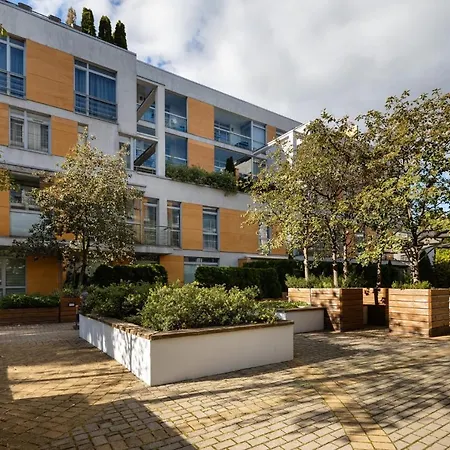 Ziedondarza Park One Bedroom With Balcony Huoneisto