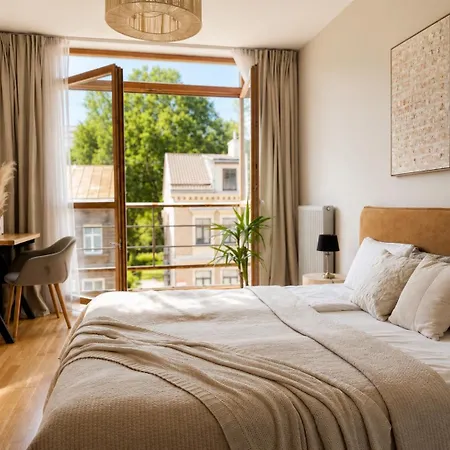Ziedondarza Park One Bedroom With Balcony *