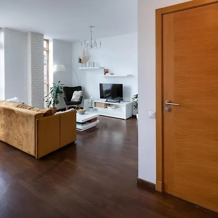 Ziedondarza Park One Bedroom With Balcony *